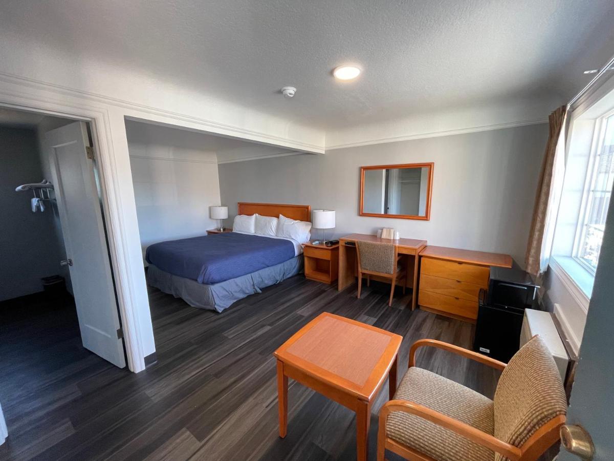 Holiday Motel Portland Bagian luar foto