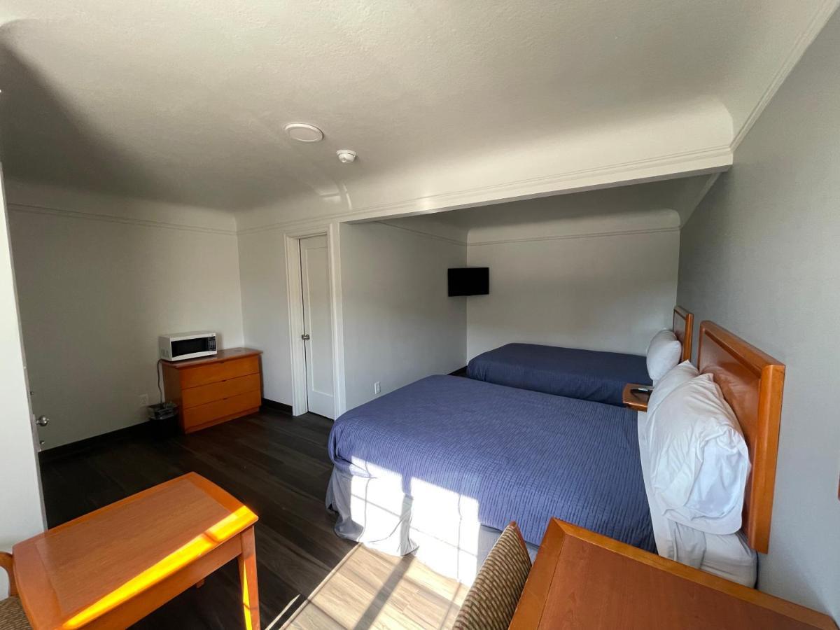Holiday Motel Portland Bagian luar foto